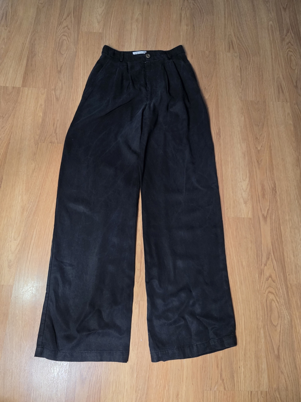 Reformation Black Wide-Leg Trousers with Pleats